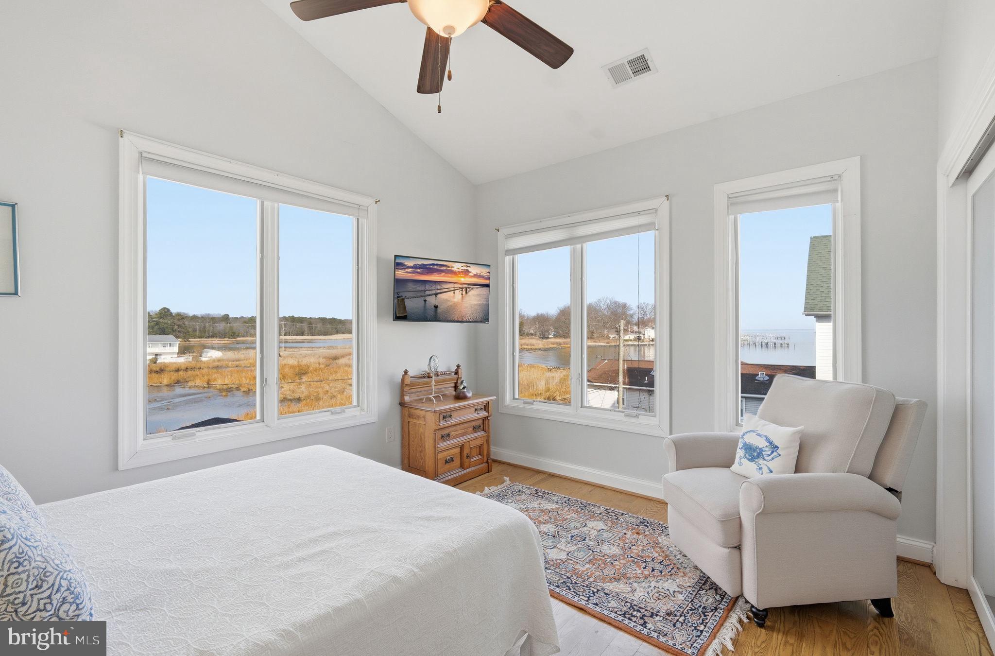 NORTH BEACH PARK - Residential