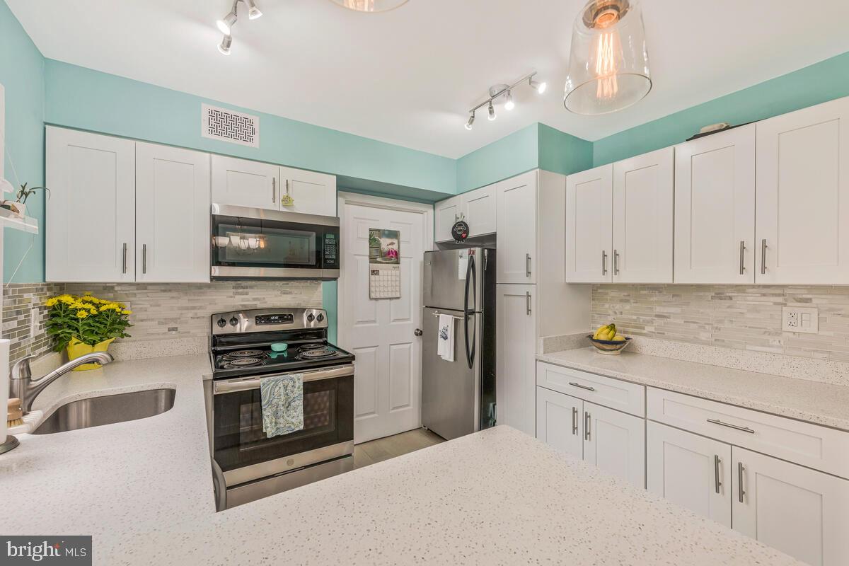 CHAPEL FORGE AT BELAIR - Residential