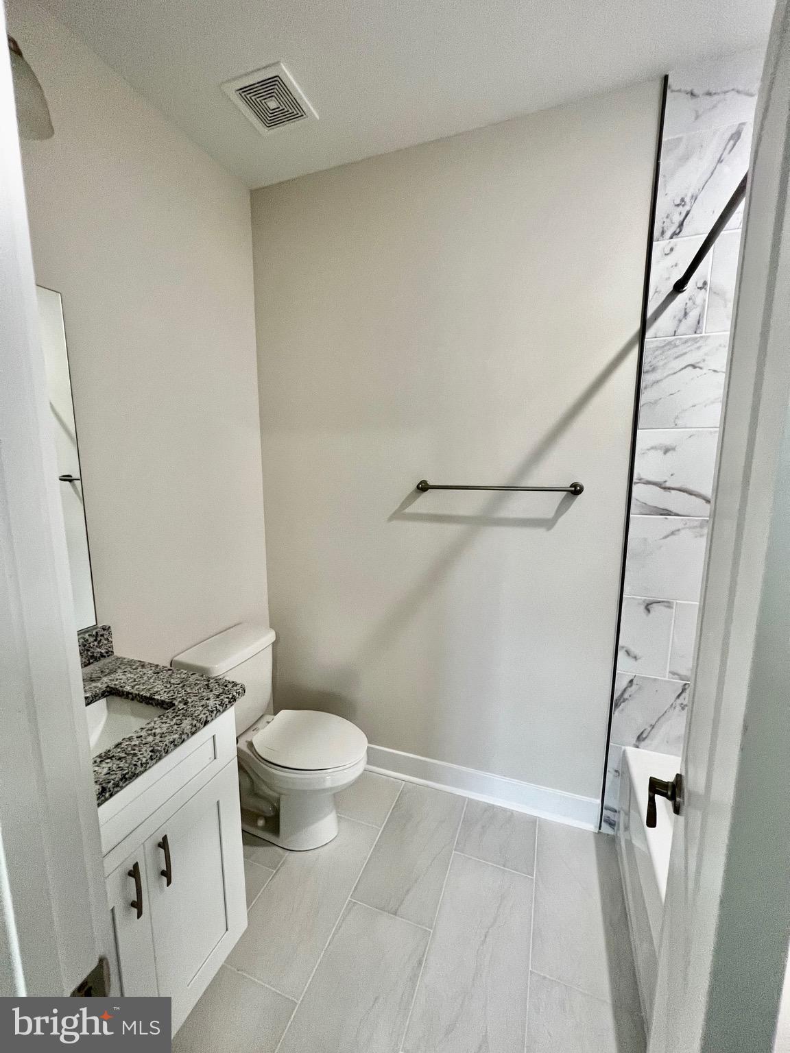 GLEBE HARBOR - Residential