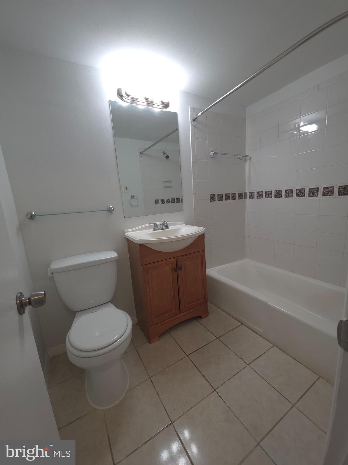 3815 SWANN ROAD 101