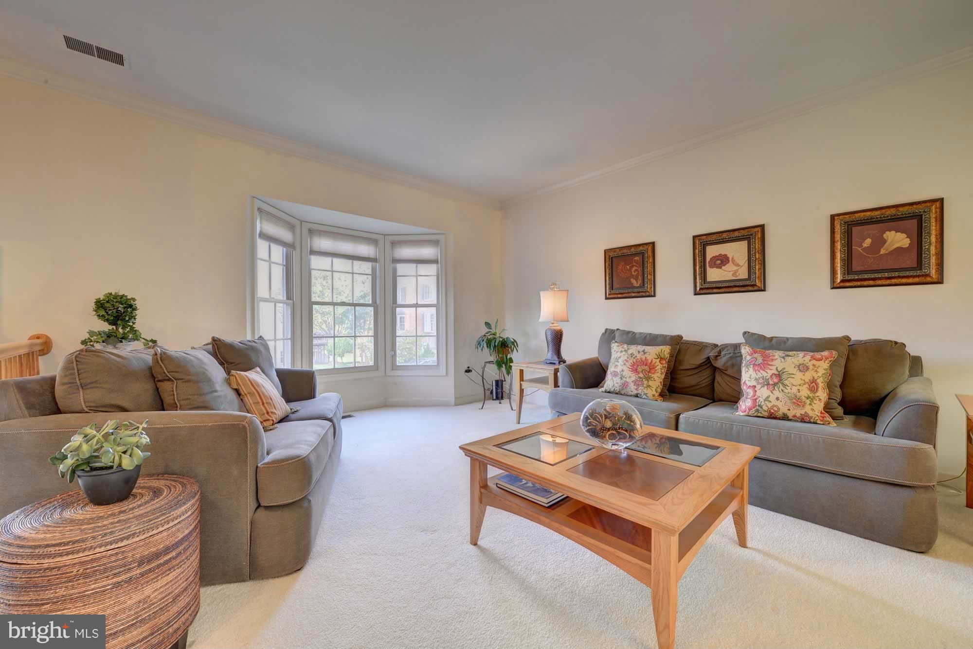 CENTRE RIDGE - Residential