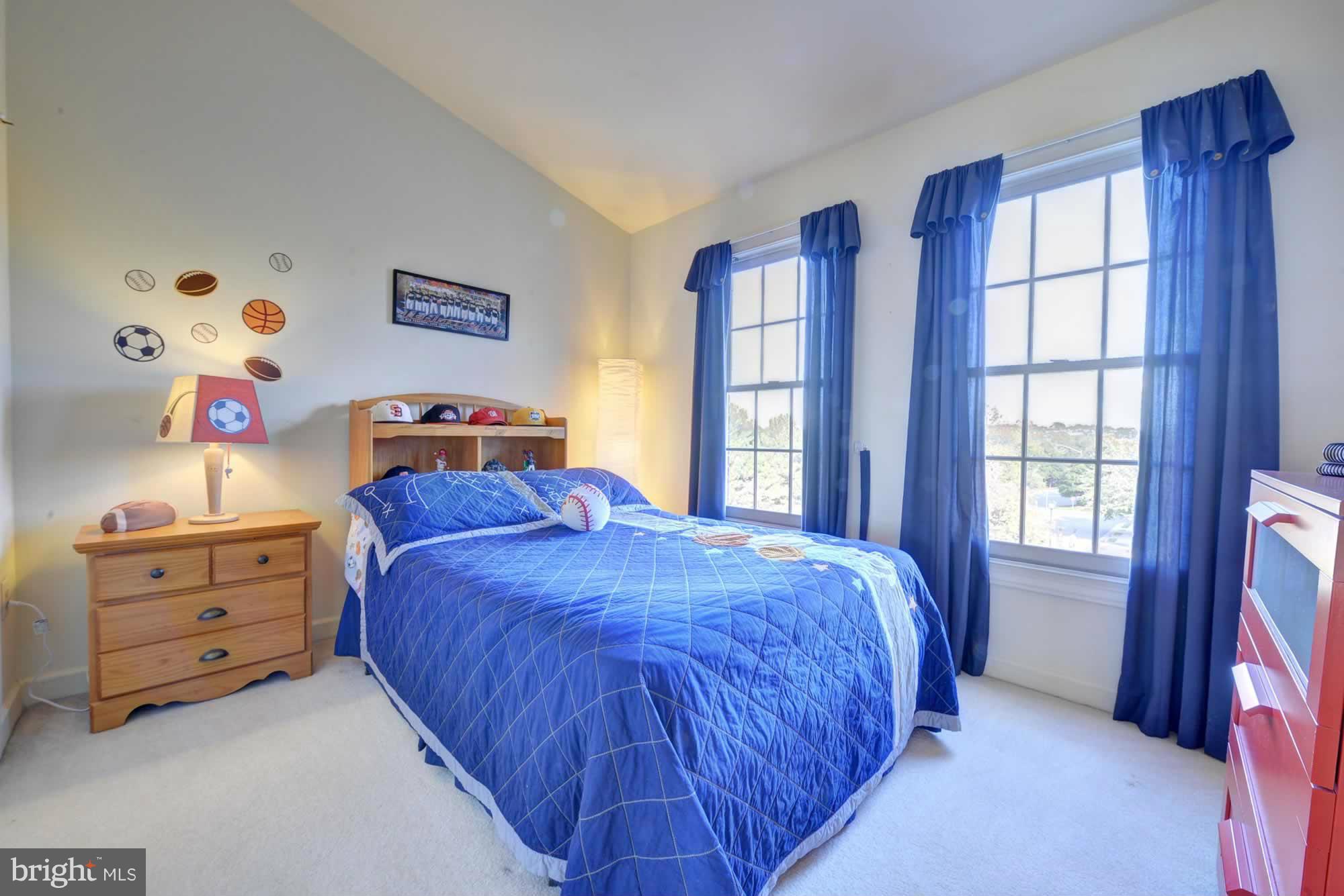 CENTRE RIDGE - Residential