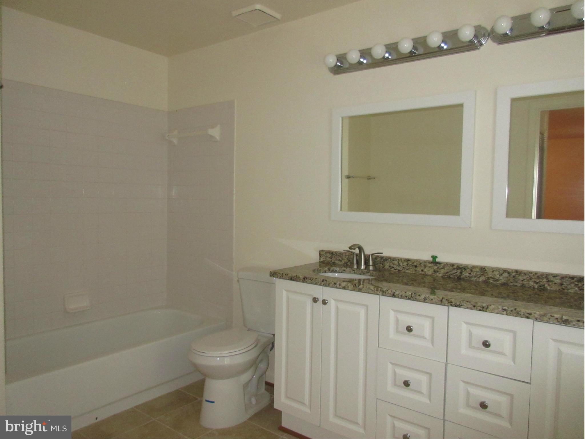 STRATFORD GLEN - Residential Lease