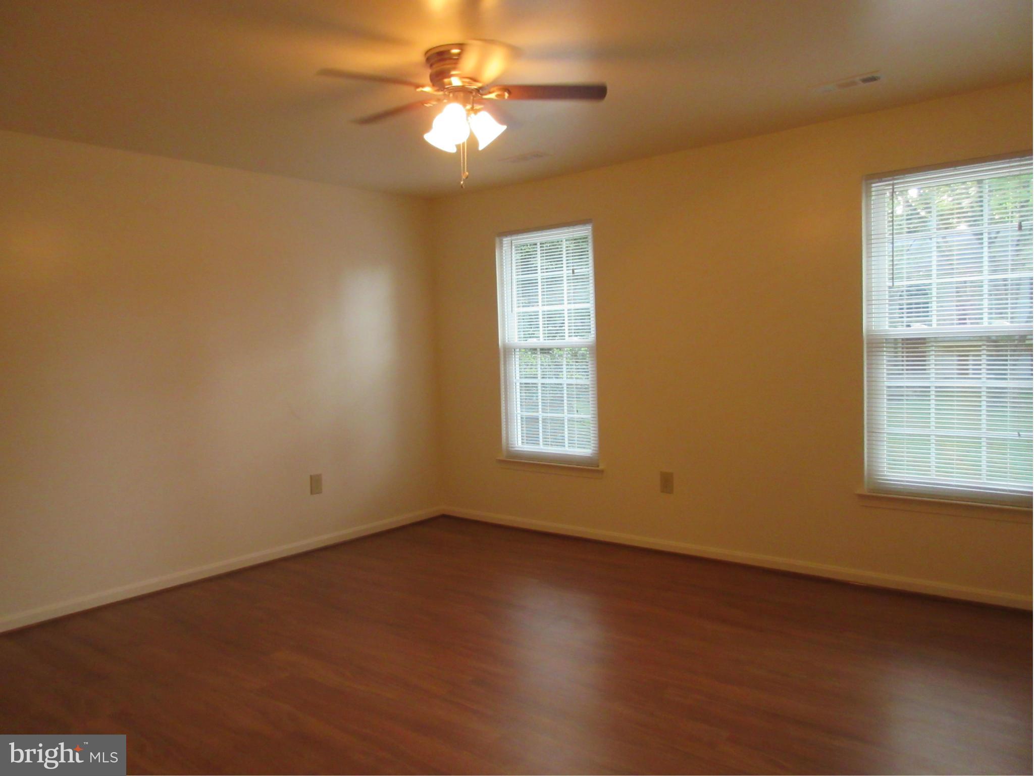 STRATFORD GLEN - Residential Lease