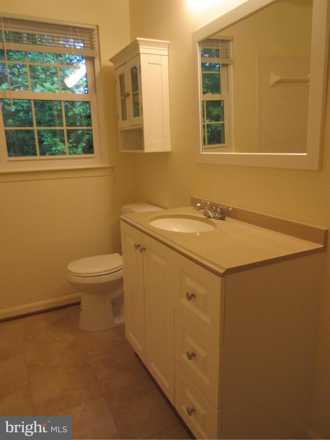 STRATFORD GLEN - Residential Lease