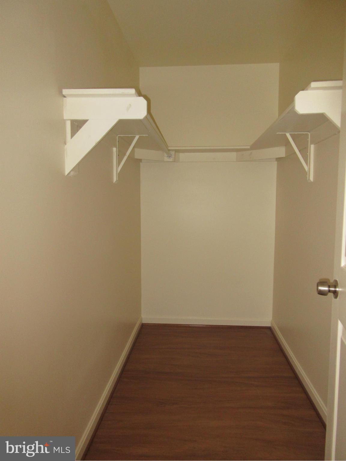 STRATFORD GLEN - Residential Lease