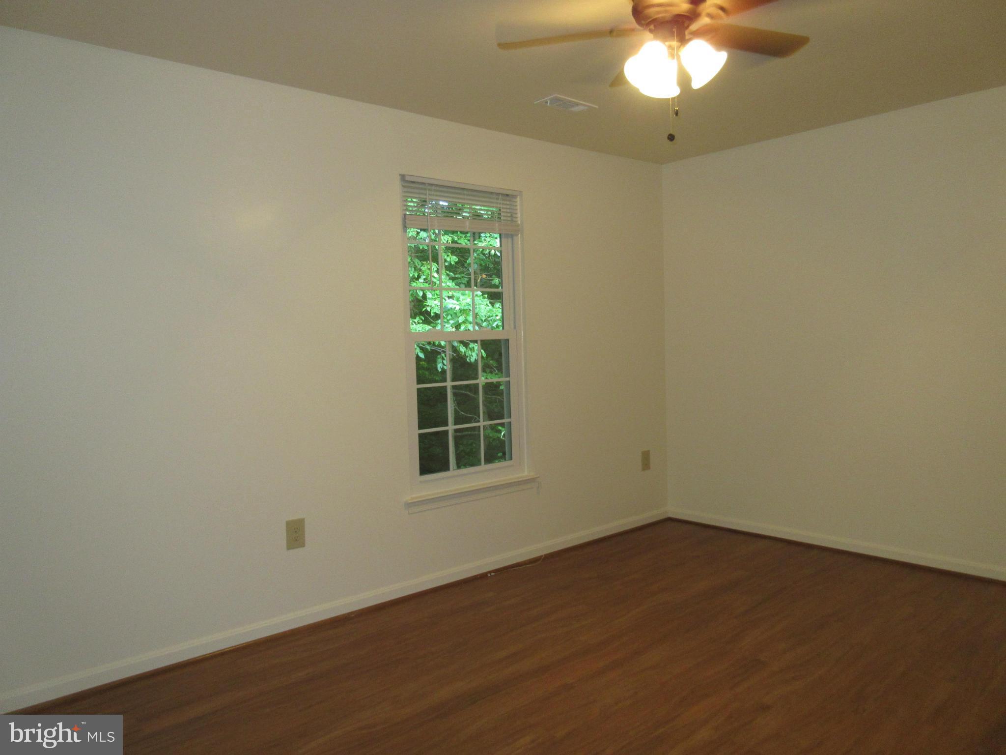 STRATFORD GLEN - Residential Lease