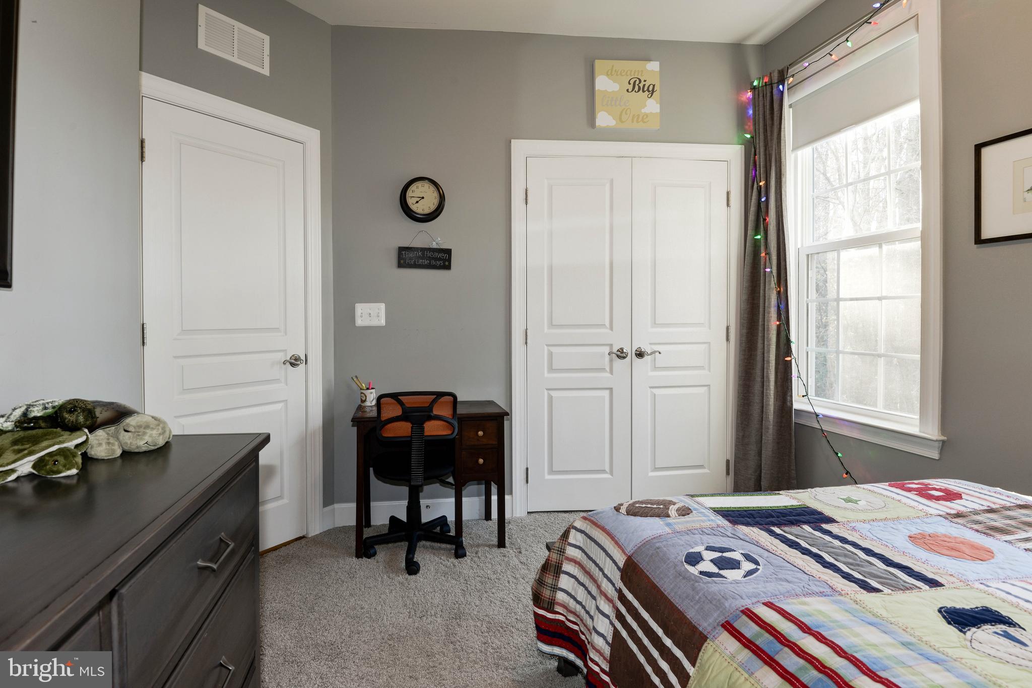 JAGUAR/YORKTOWN - Residential