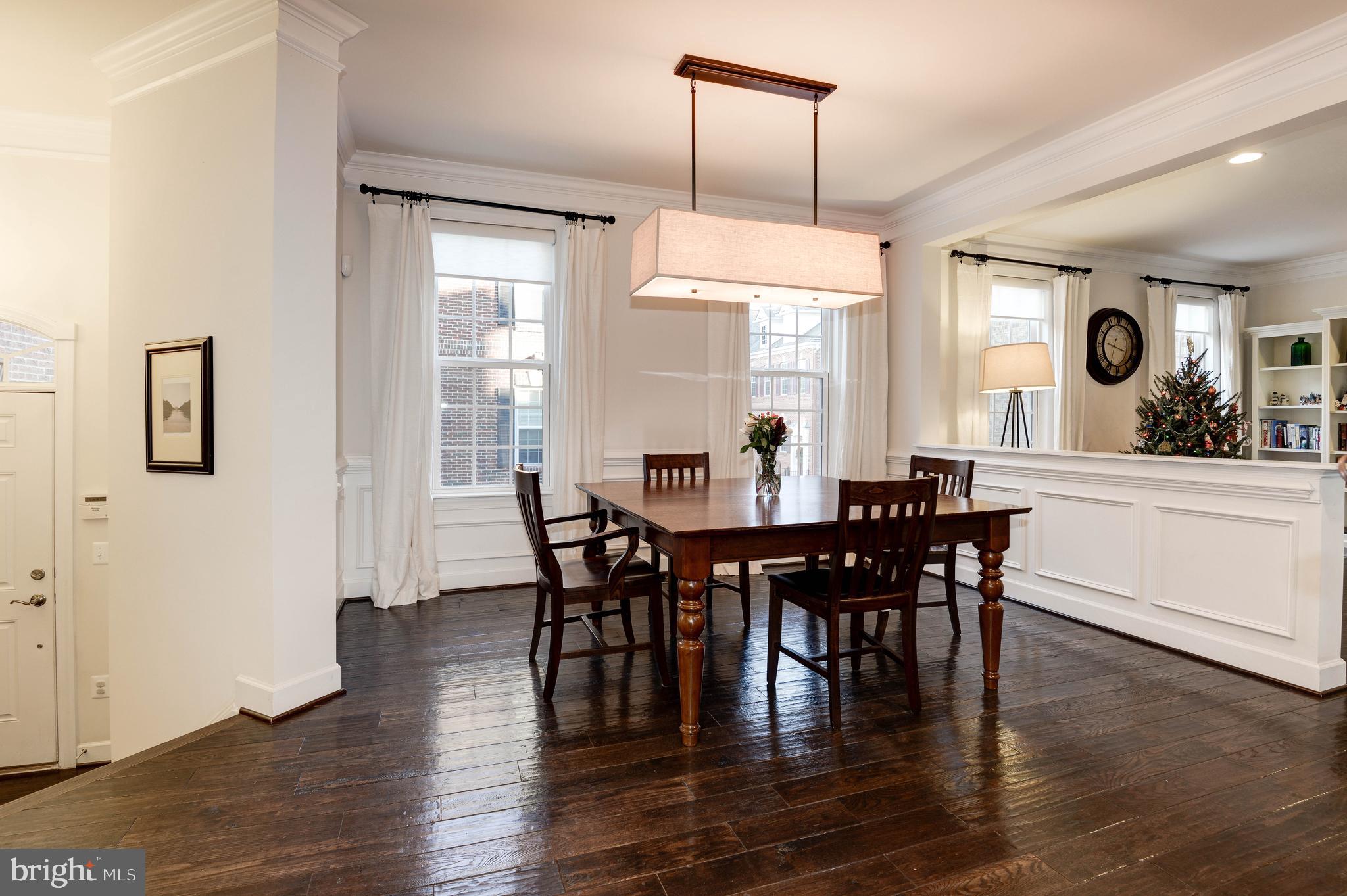 JAGUAR/YORKTOWN - Residential