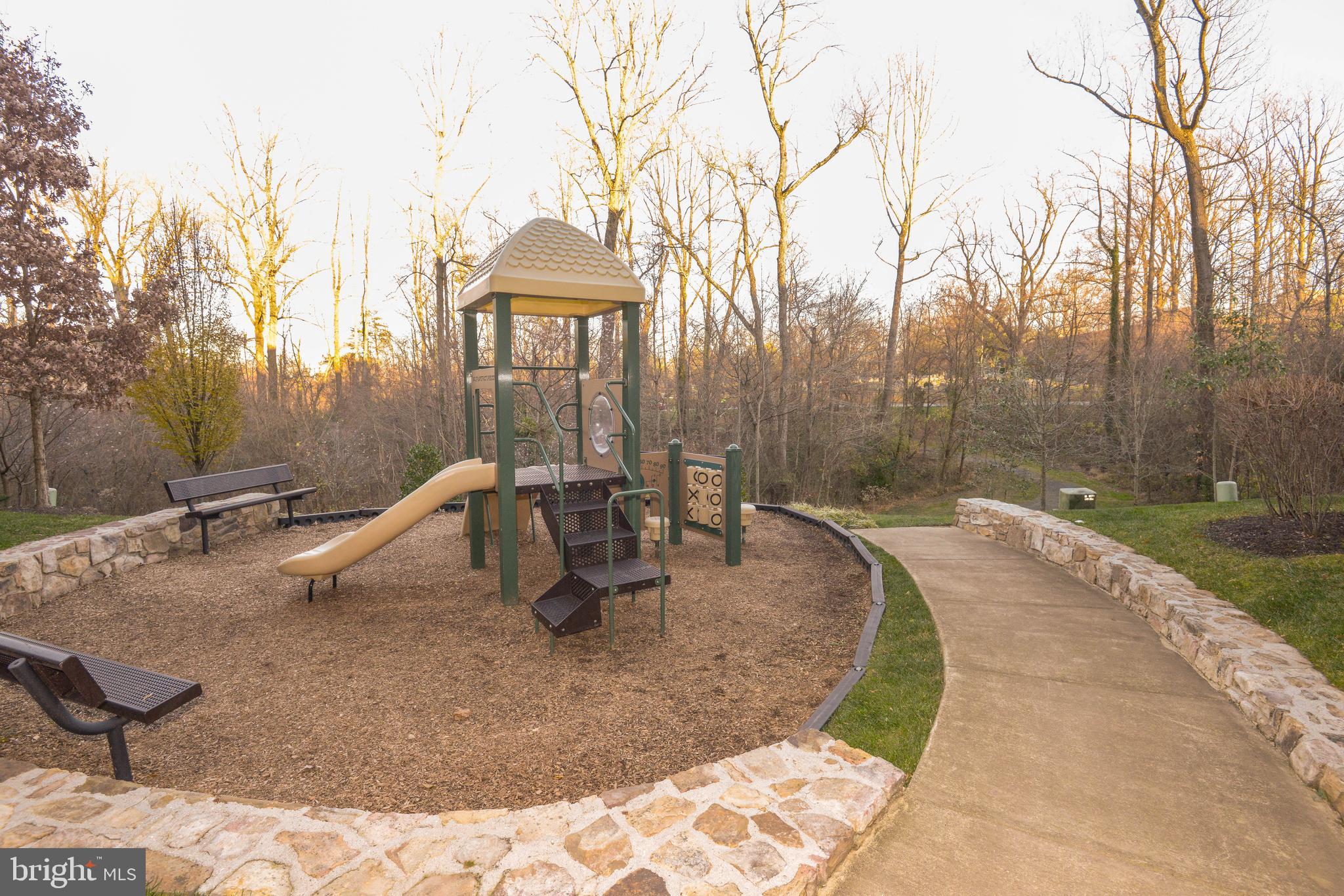 JAGUAR/YORKTOWN - Residential