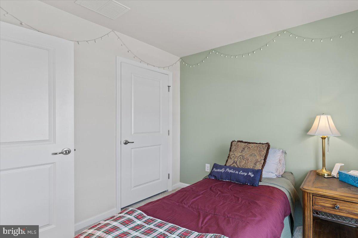 THE VILLAGE AT COURTHOUSE COMMONS - Residential