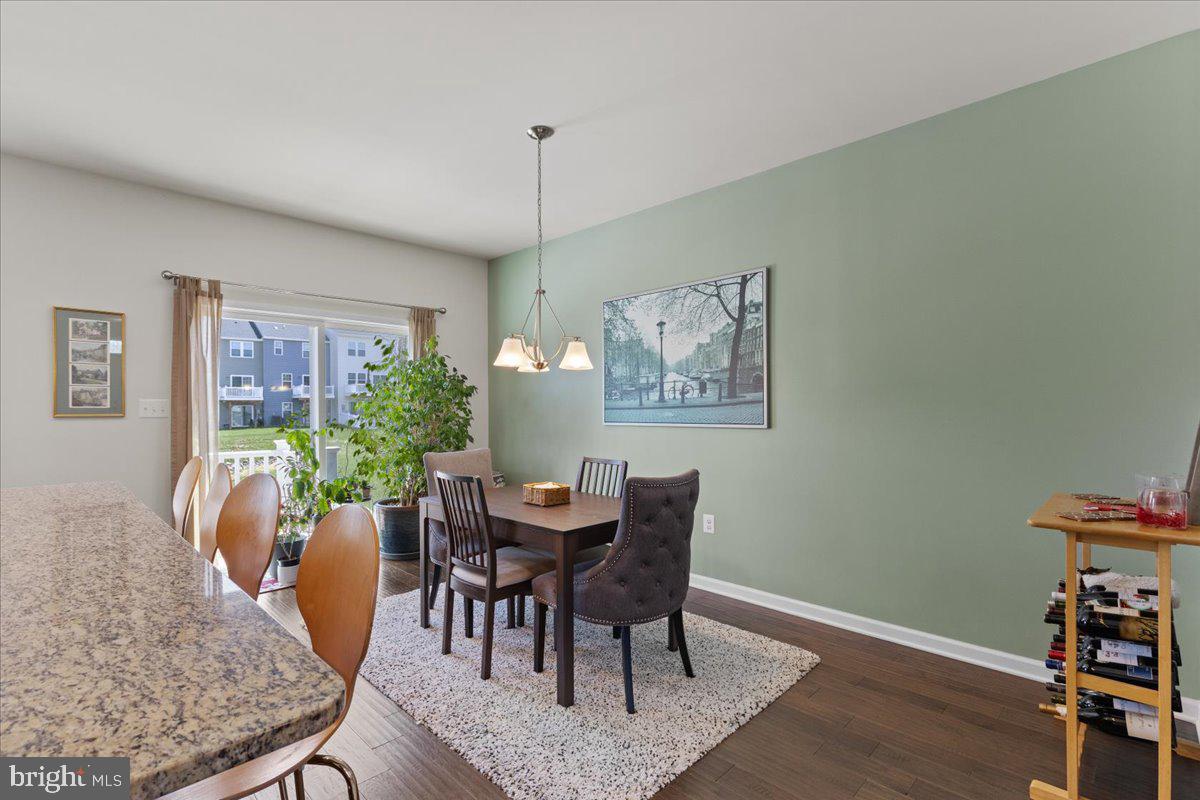 THE VILLAGE AT COURTHOUSE COMMONS - Residential