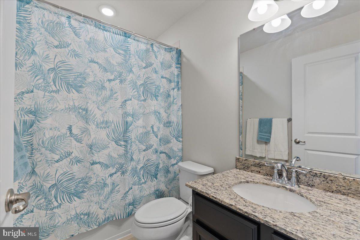 THE VILLAGE AT COURTHOUSE COMMONS - Residential