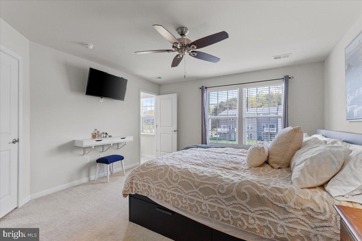 THE VILLAGE AT COURTHOUSE COMMONS - Residential