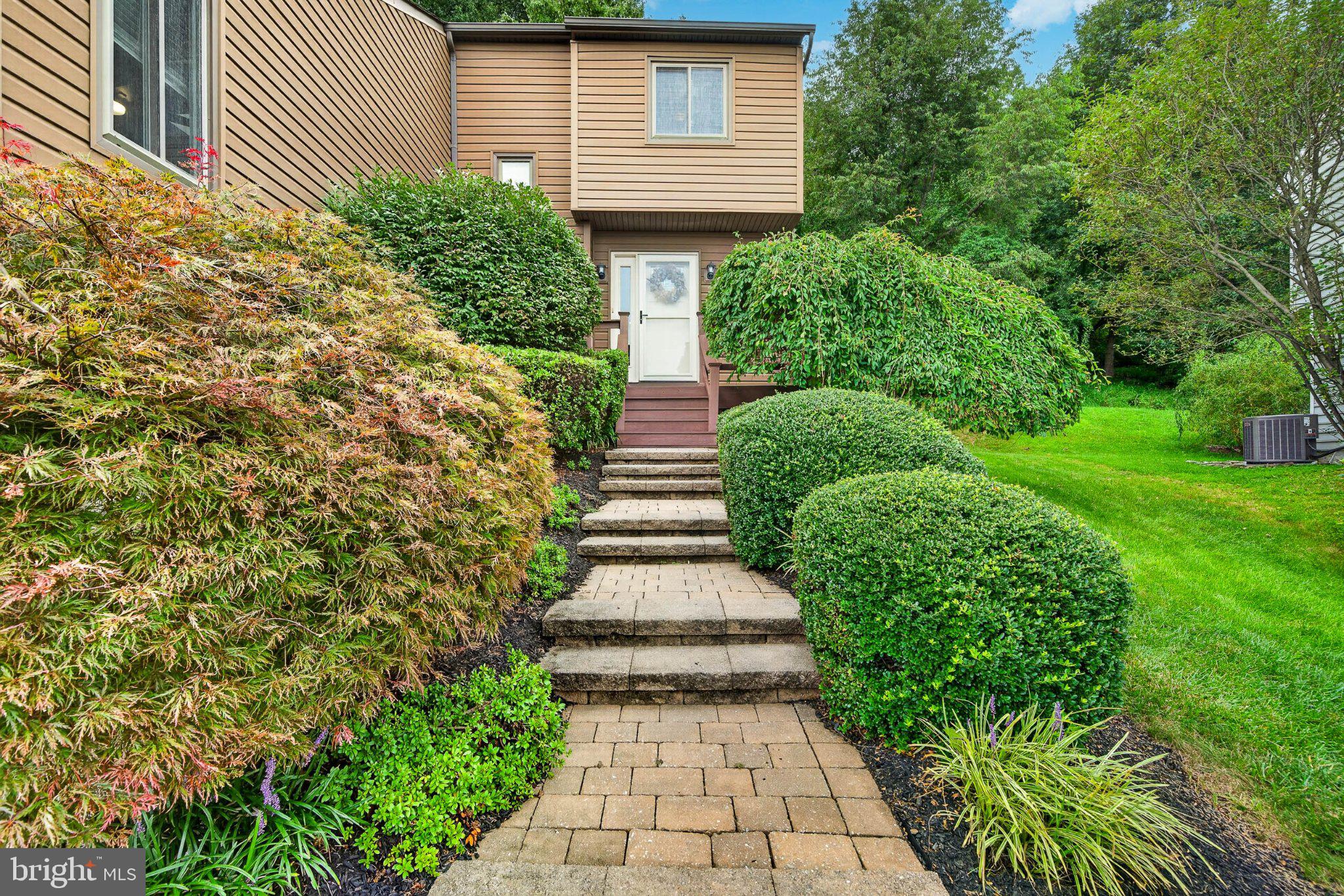 1312 RHODE ISLAND CIRCLE