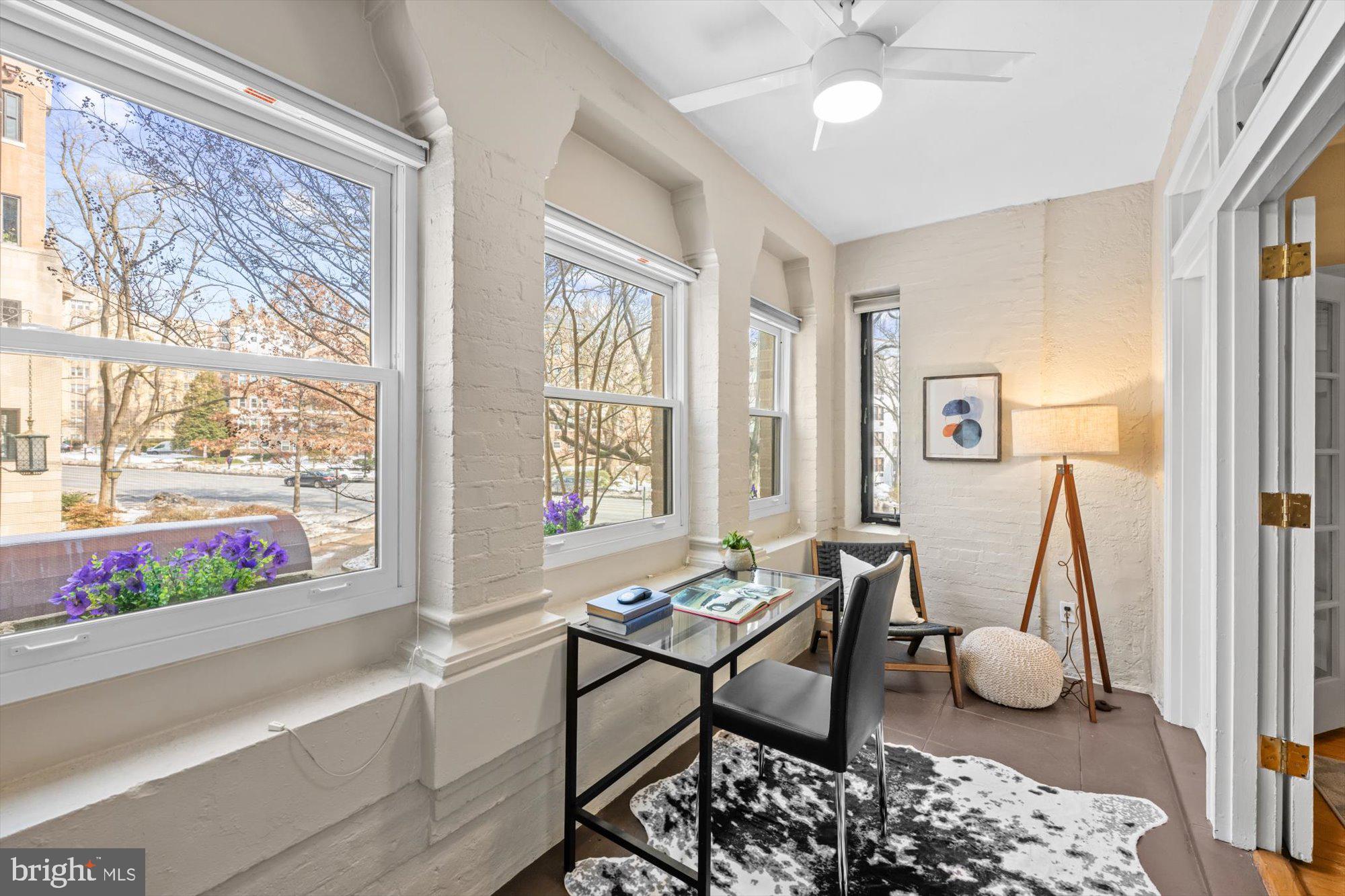 4700 CONNECTICUT AVENUE NW 206