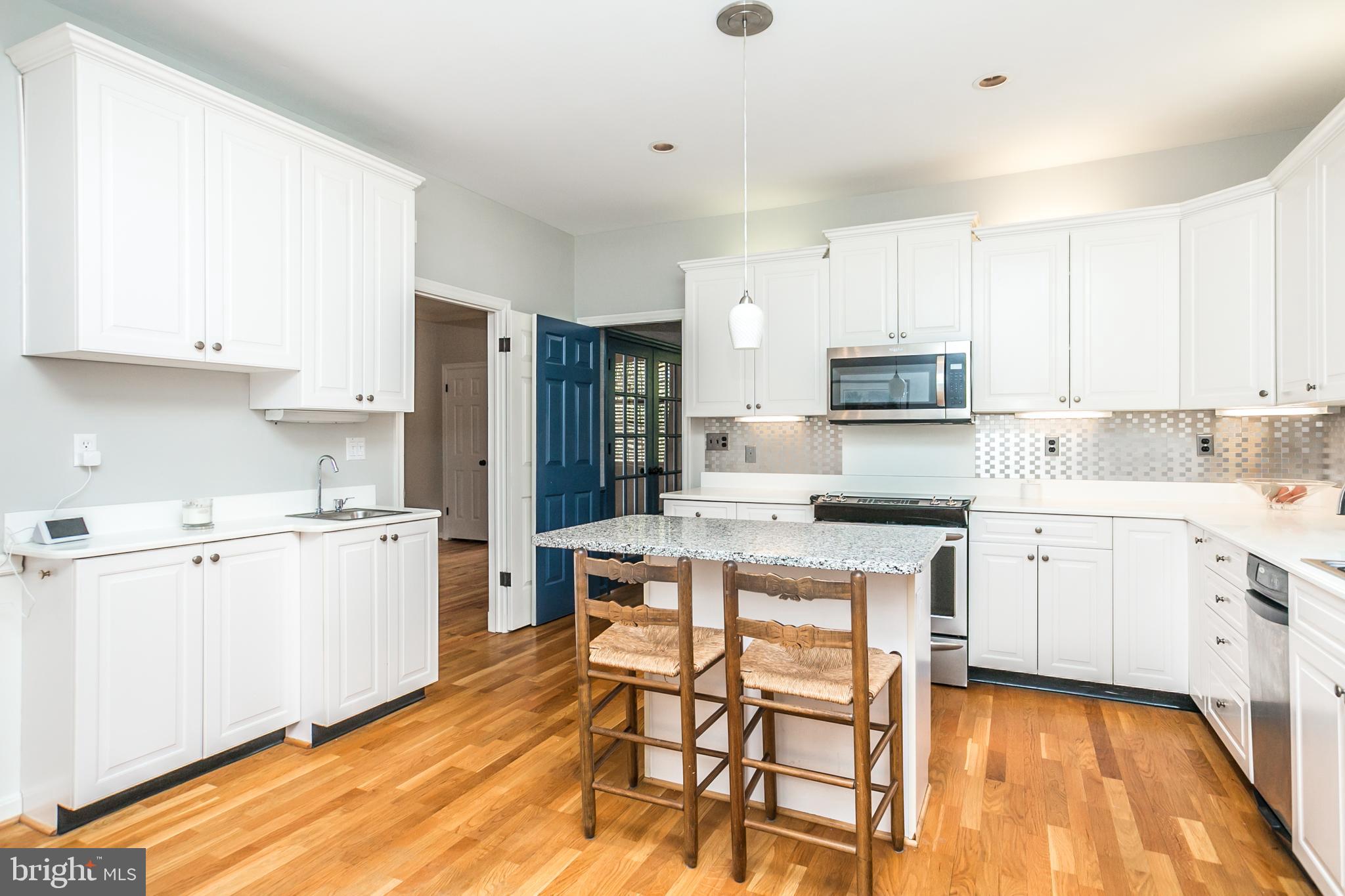 THORNTON WOOD - Residential