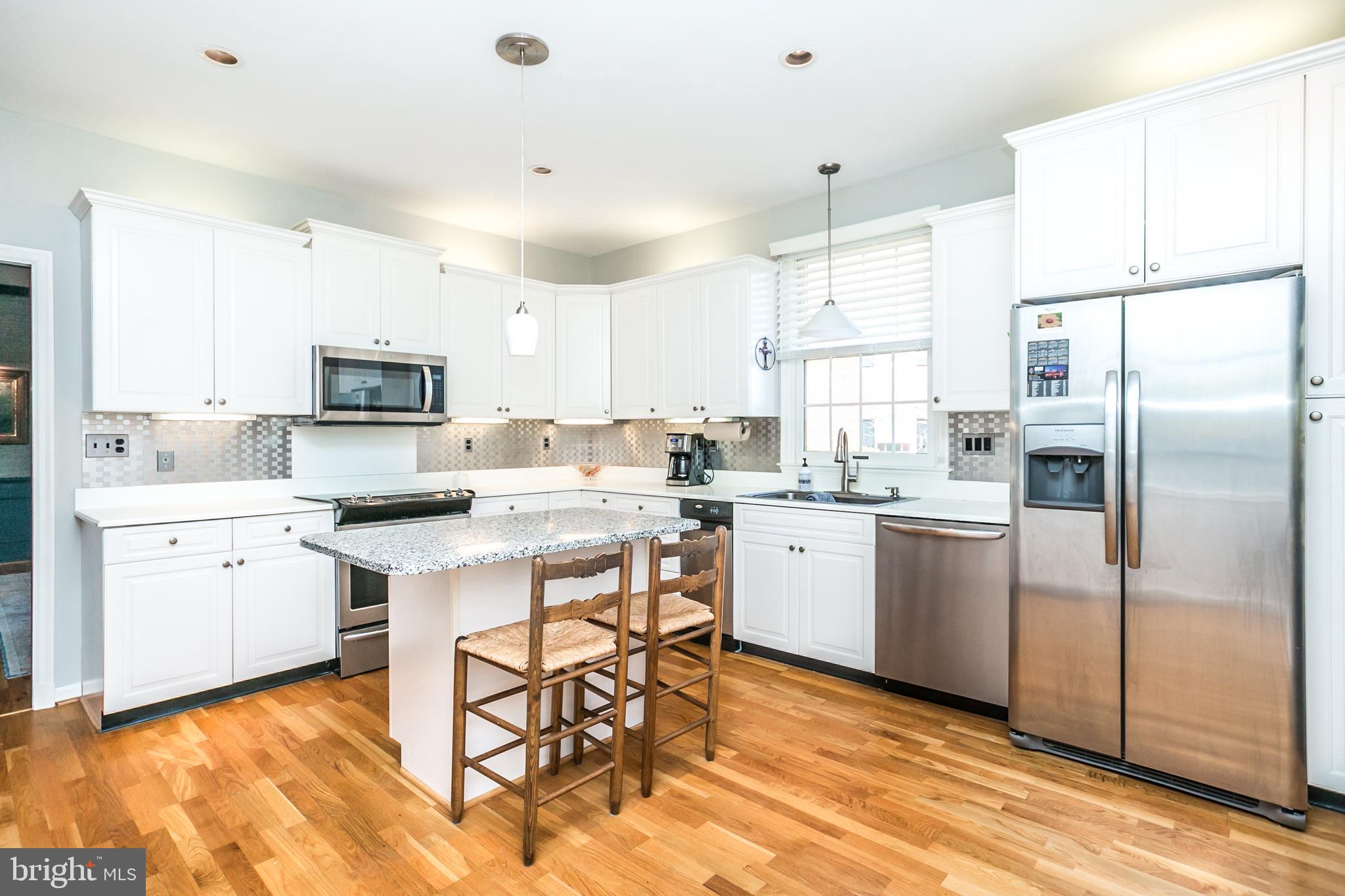 THORNTON WOOD - Residential