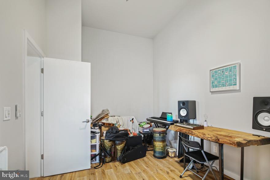 CENTER CITY - Residential Lease