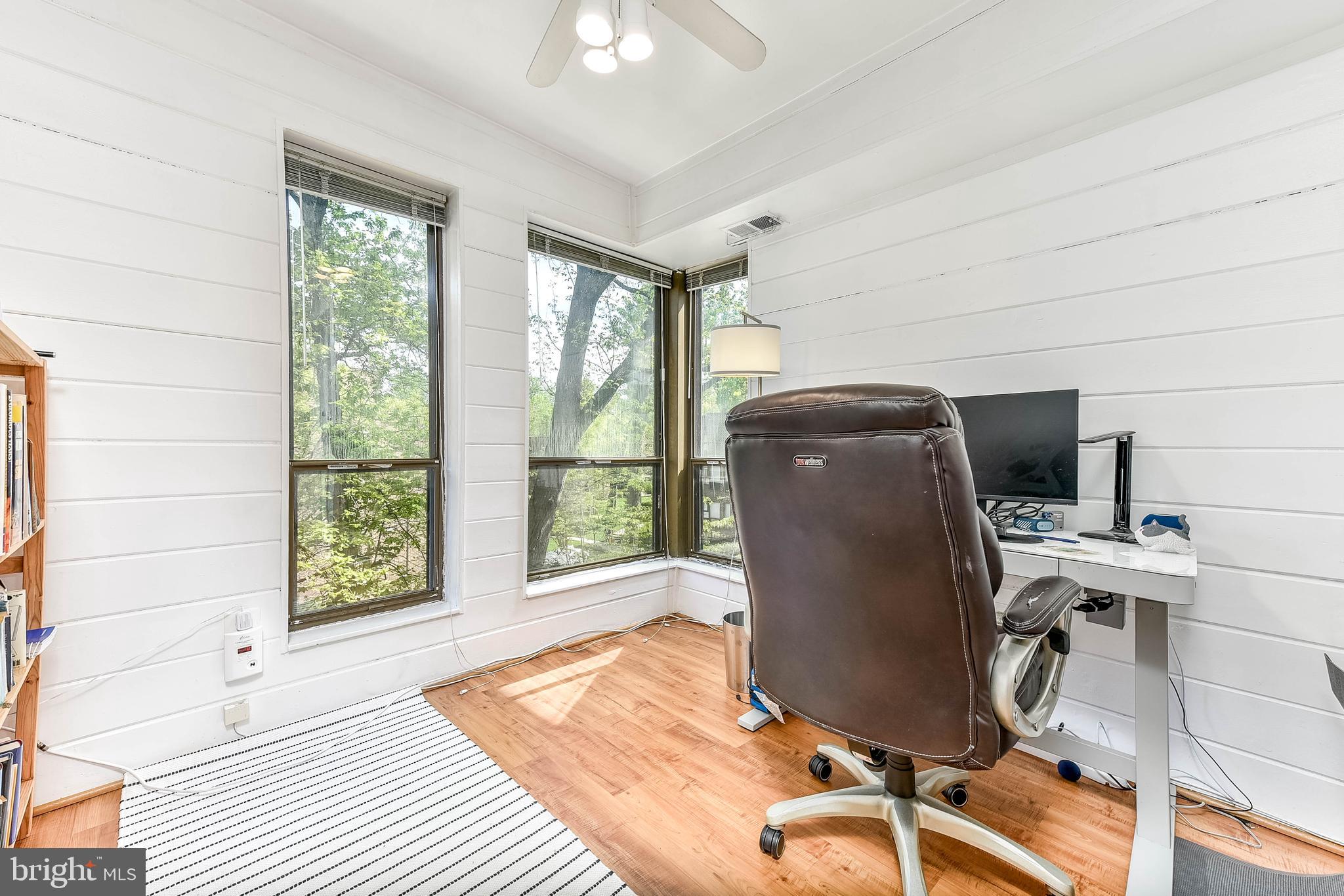 CHESTNUT GROVE - Residential