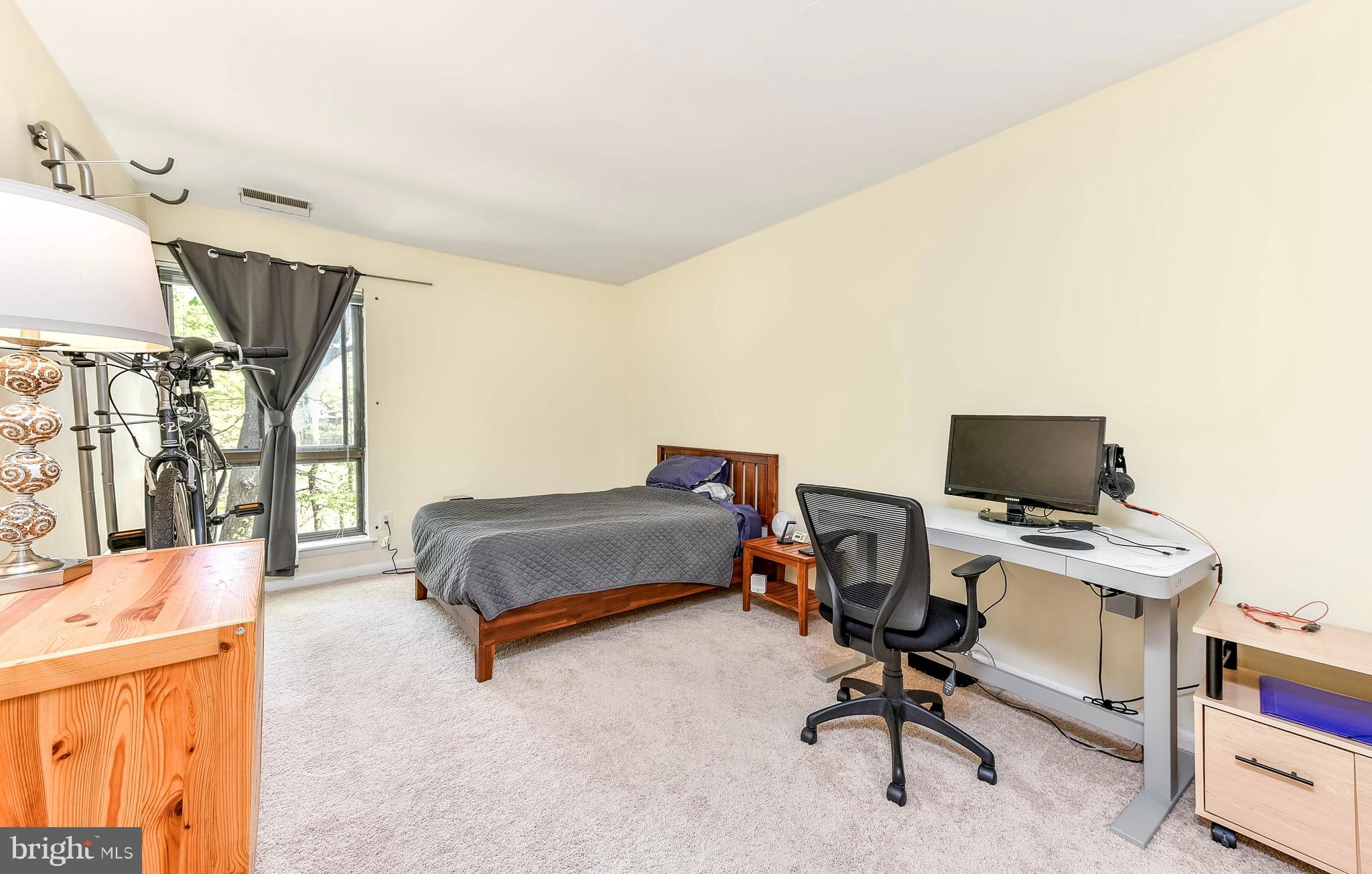 CHESTNUT GROVE - Residential