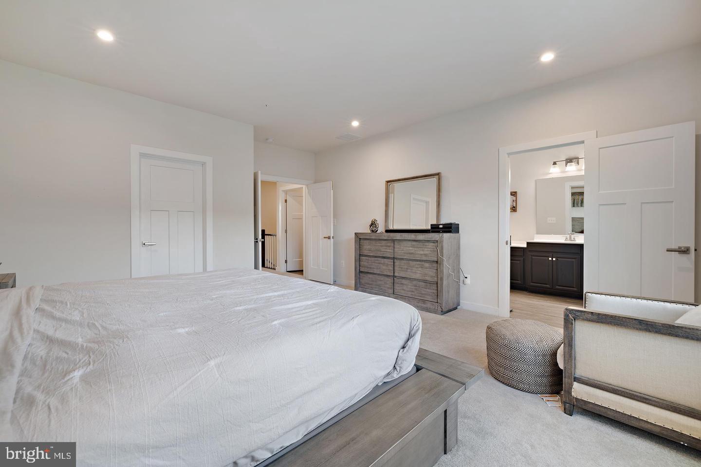 PADDOCK POINTE - Residential Lease