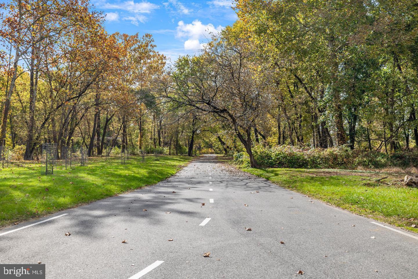 PADDOCK POINTE - Residential Lease