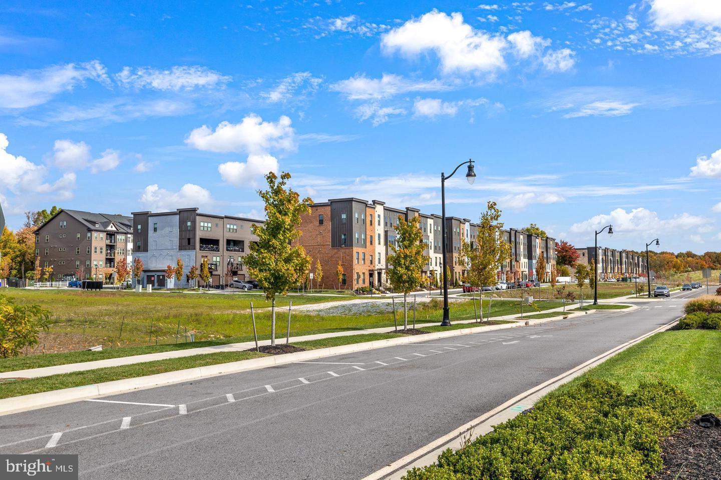 PADDOCK POINTE - Residential Lease