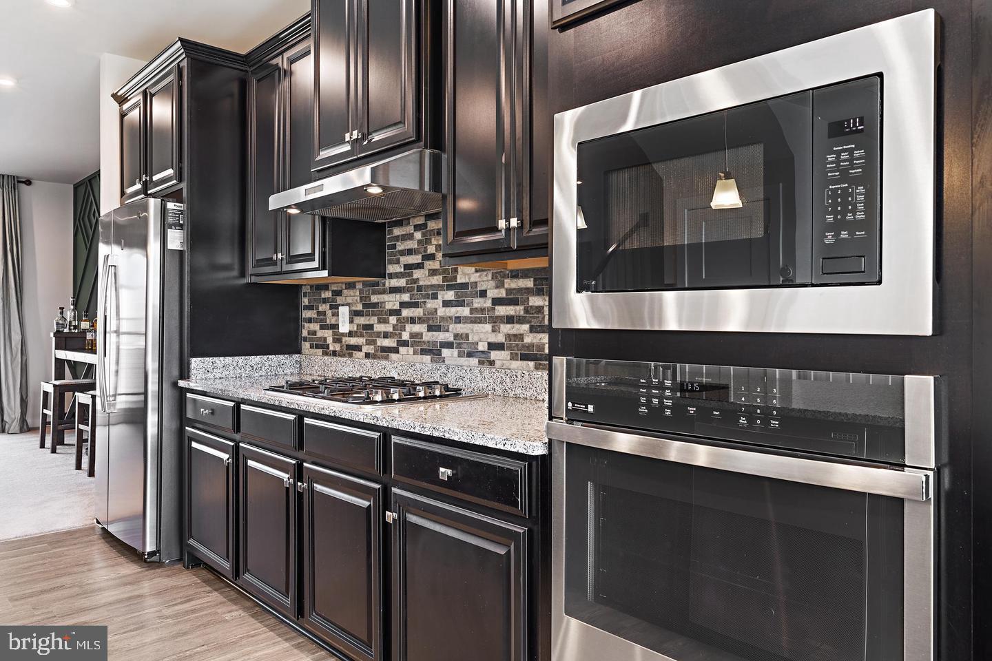 PADDOCK POINTE - Residential Lease