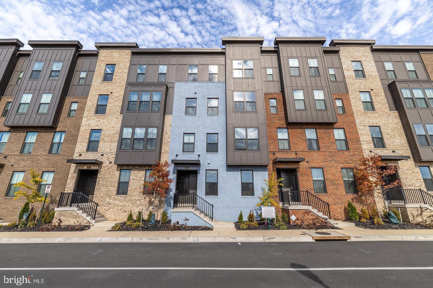 PADDOCK POINTE - Residential Lease