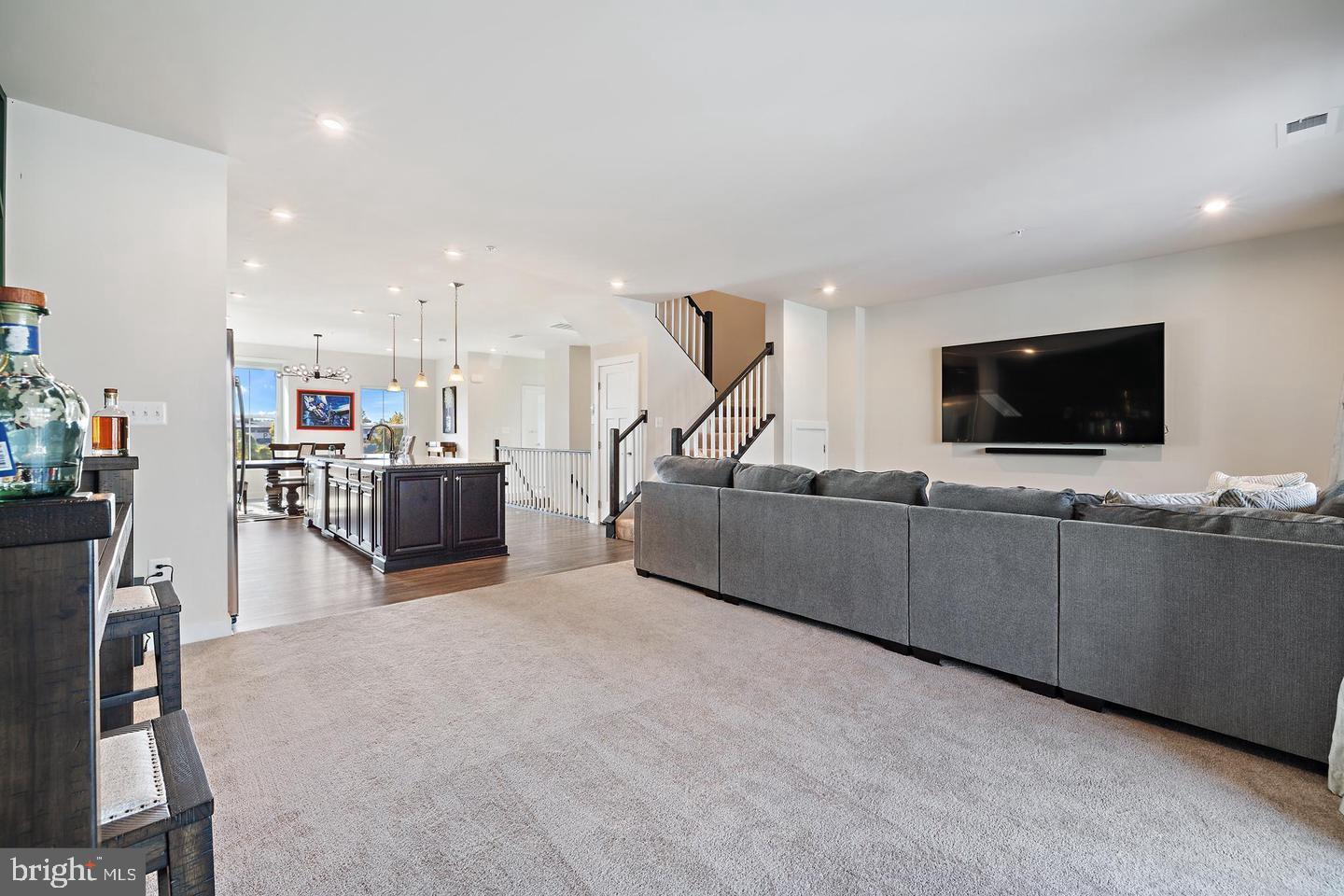 PADDOCK POINTE - Residential Lease