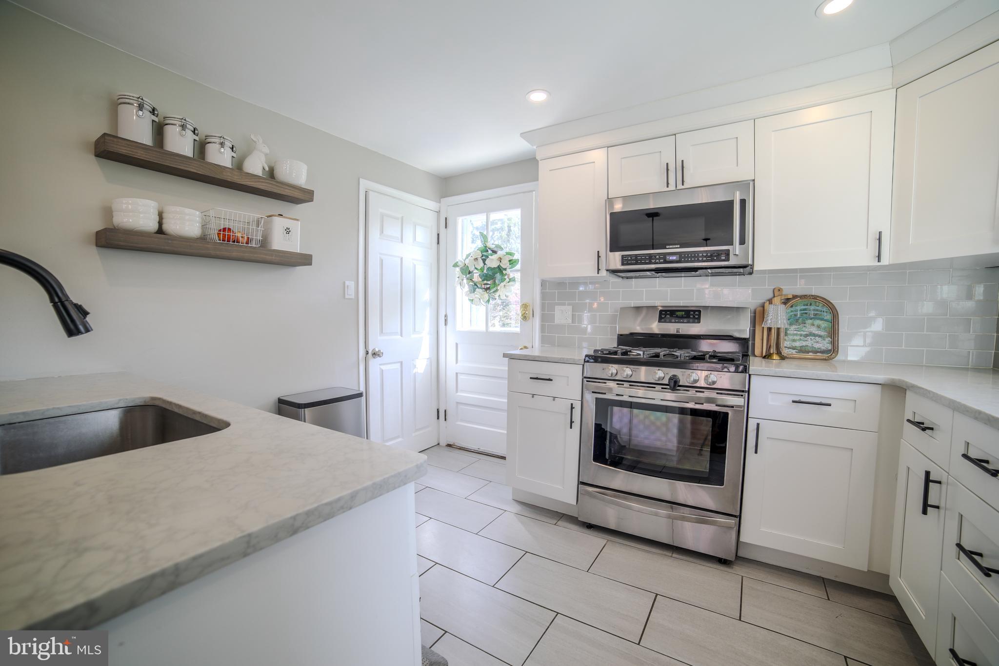 PADDOCK FARMS - Residential