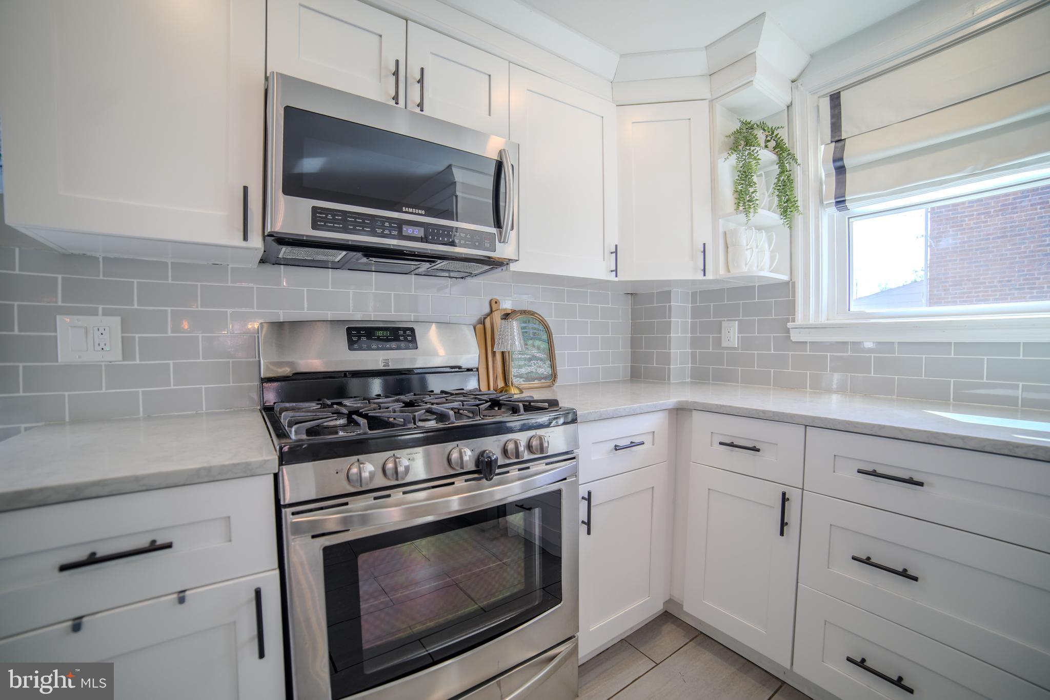 PADDOCK FARMS - Residential