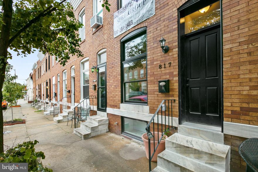 BRAND NEW CHAP RENOVATION BY MASON PROPERTIES LOCATED IN THE HEART OF BREWERS HILL. GLISTENING HARDWOODS CASCADE THROUGHOUT. ENJOY CUSTOM TWO-TONE CABINETRY, UPGRADED TRIM AND PAINT PACKAGE, IMPORTED TILE, GRANITE COUNTERTOPS WITH OVERSIZED ISLAND, SS APPLIANCES IN DESIGNER CHEF'S KITCHEN. TONS OF NATURAL LIGHT. FINISHED LOWER LEVEL. HIGH CEILINGS. TONS OF STORAGE. WALK-IN SHOWERS. WALK-IN CLOSETS. SPACIOUS 4 BEDROOMS WITH 3.5 BATHROOMS. EXPANSIVE ROOF DECK FOR ENTERTAINING. OVERSIZED OFF-STREET PARKING PAD. CLOSE PROXIMITY TO RETAIL SHOPPING, LOCAL DINING, CANTON SQUARE, PATTERSON PARK, AND ALL MAJOR HIGHWAYS.