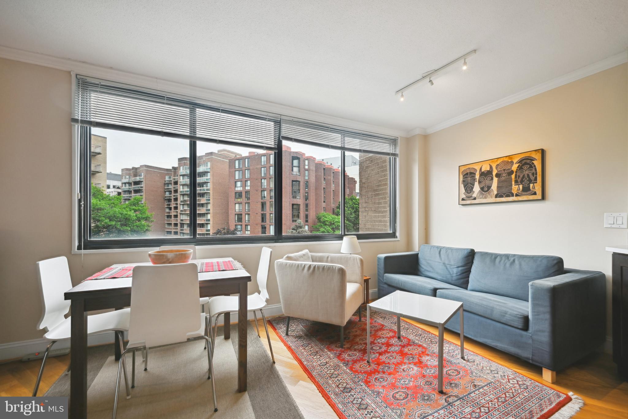WEST END - Residential Lease