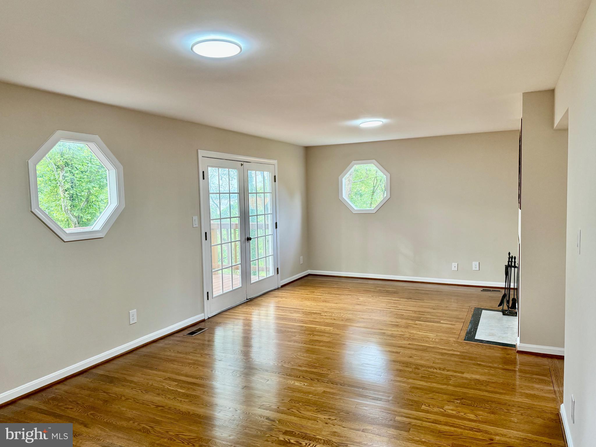 FERRY LANDING VILLA - Residential