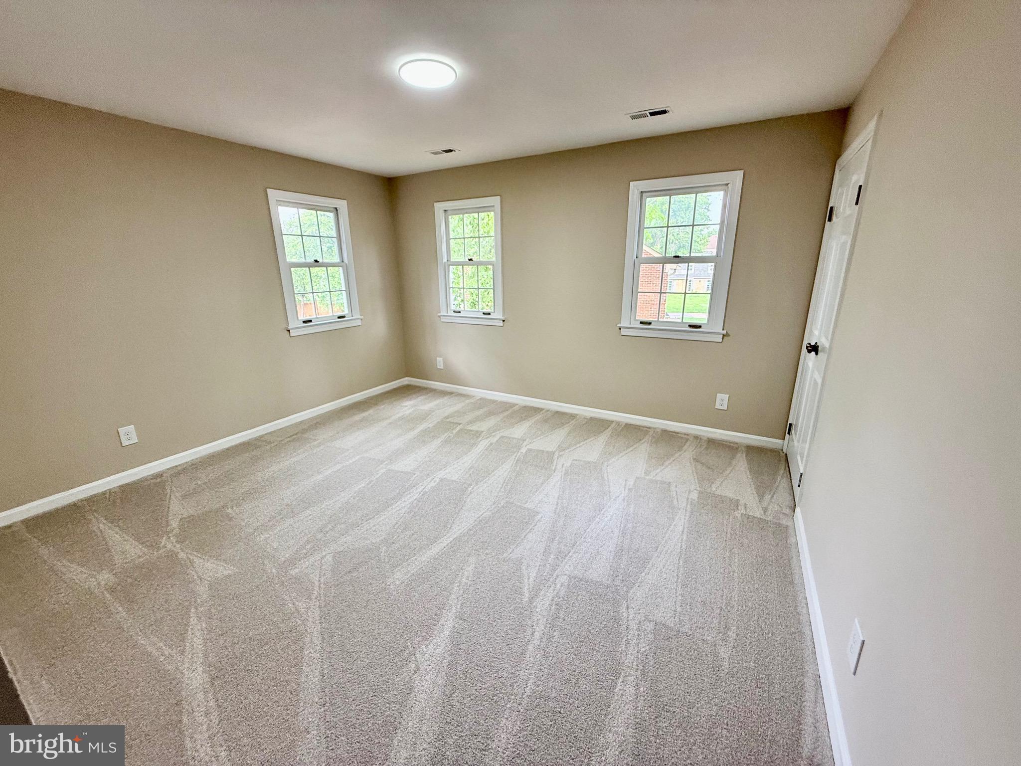 FERRY LANDING VILLA - Residential