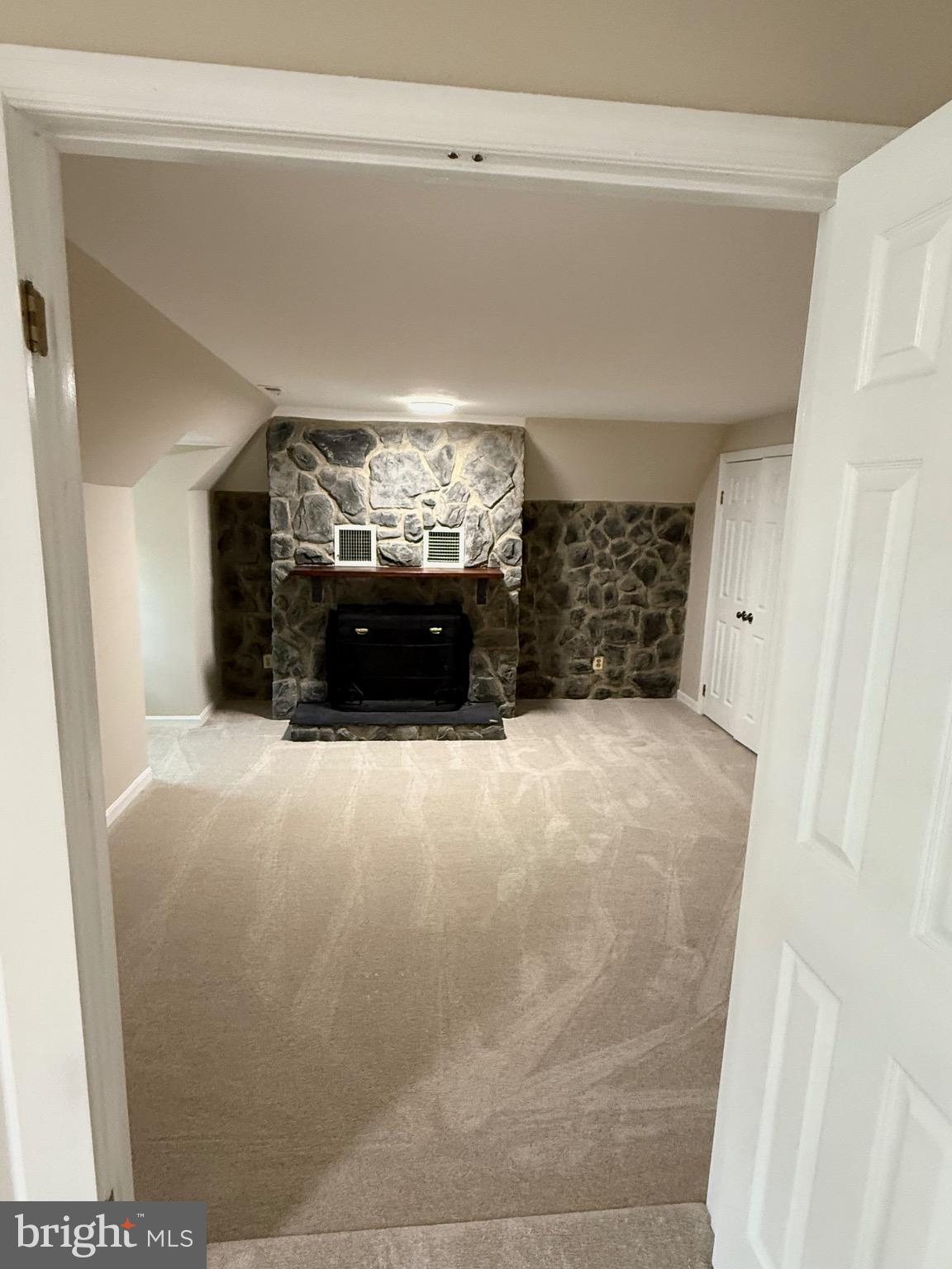 FERRY LANDING VILLA - Residential