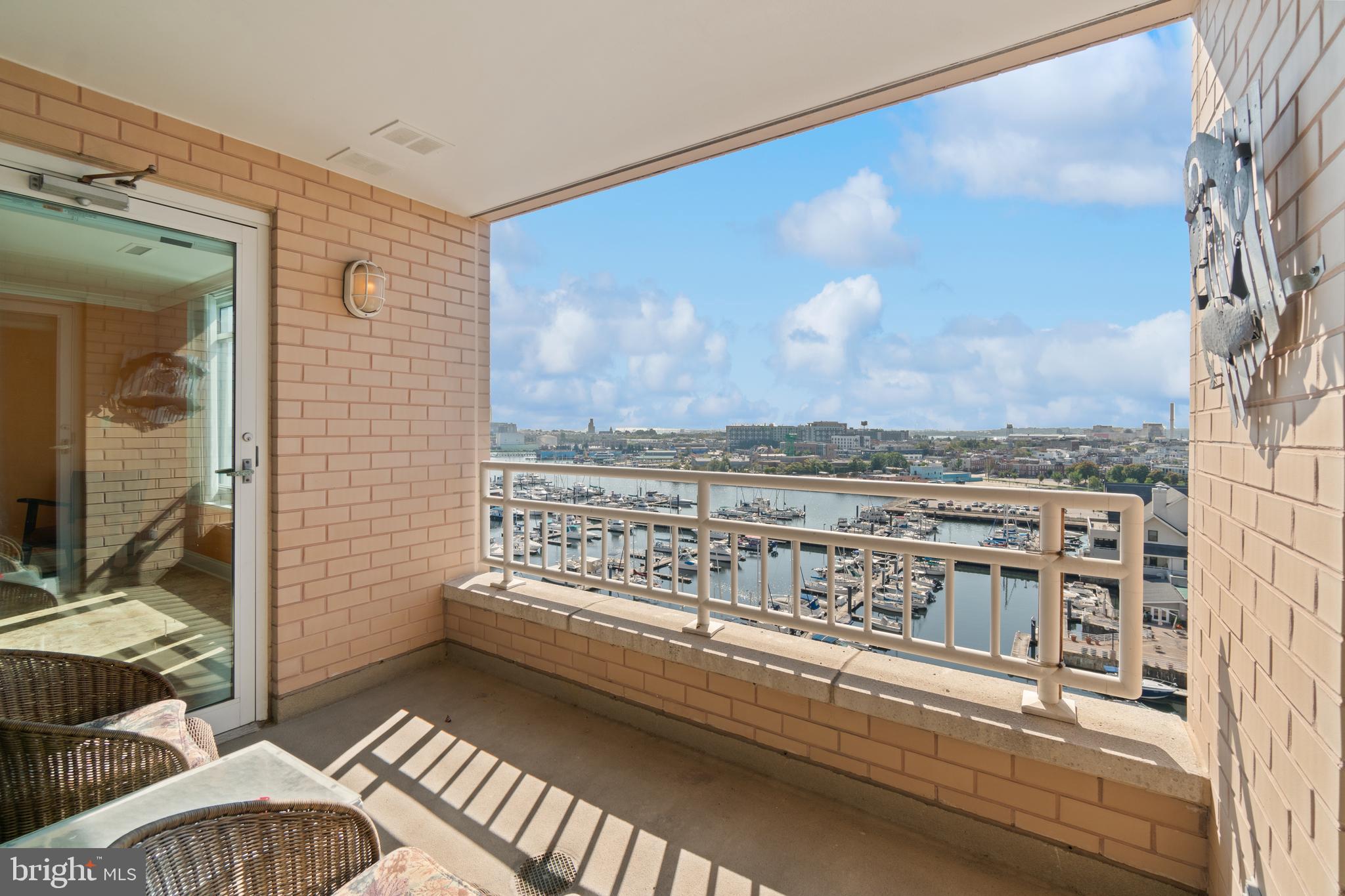 HARBORVIEW - Residential Lease