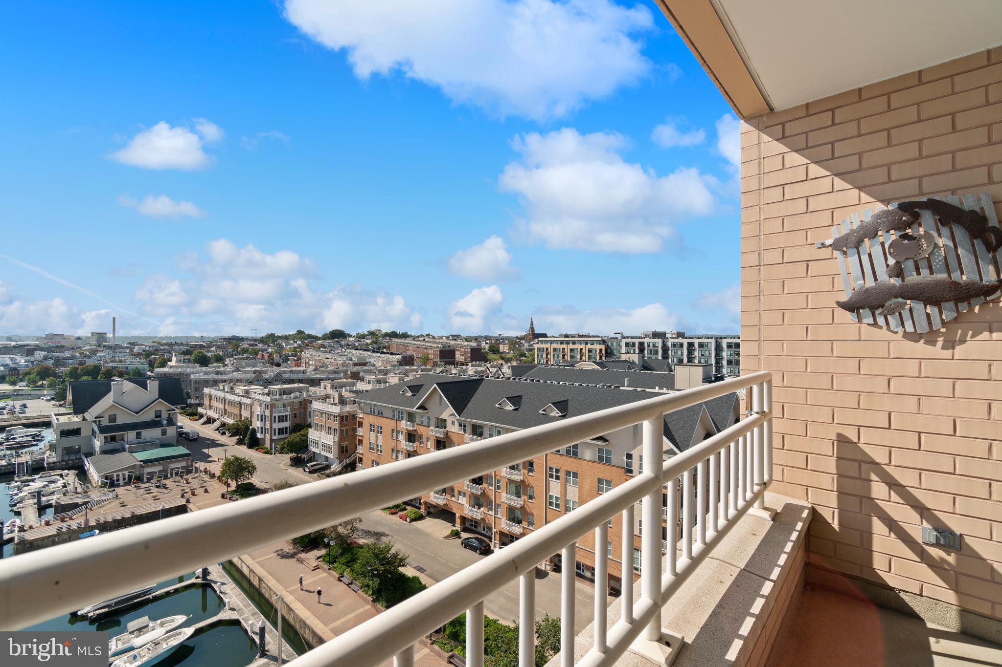 HARBORVIEW - Residential Lease