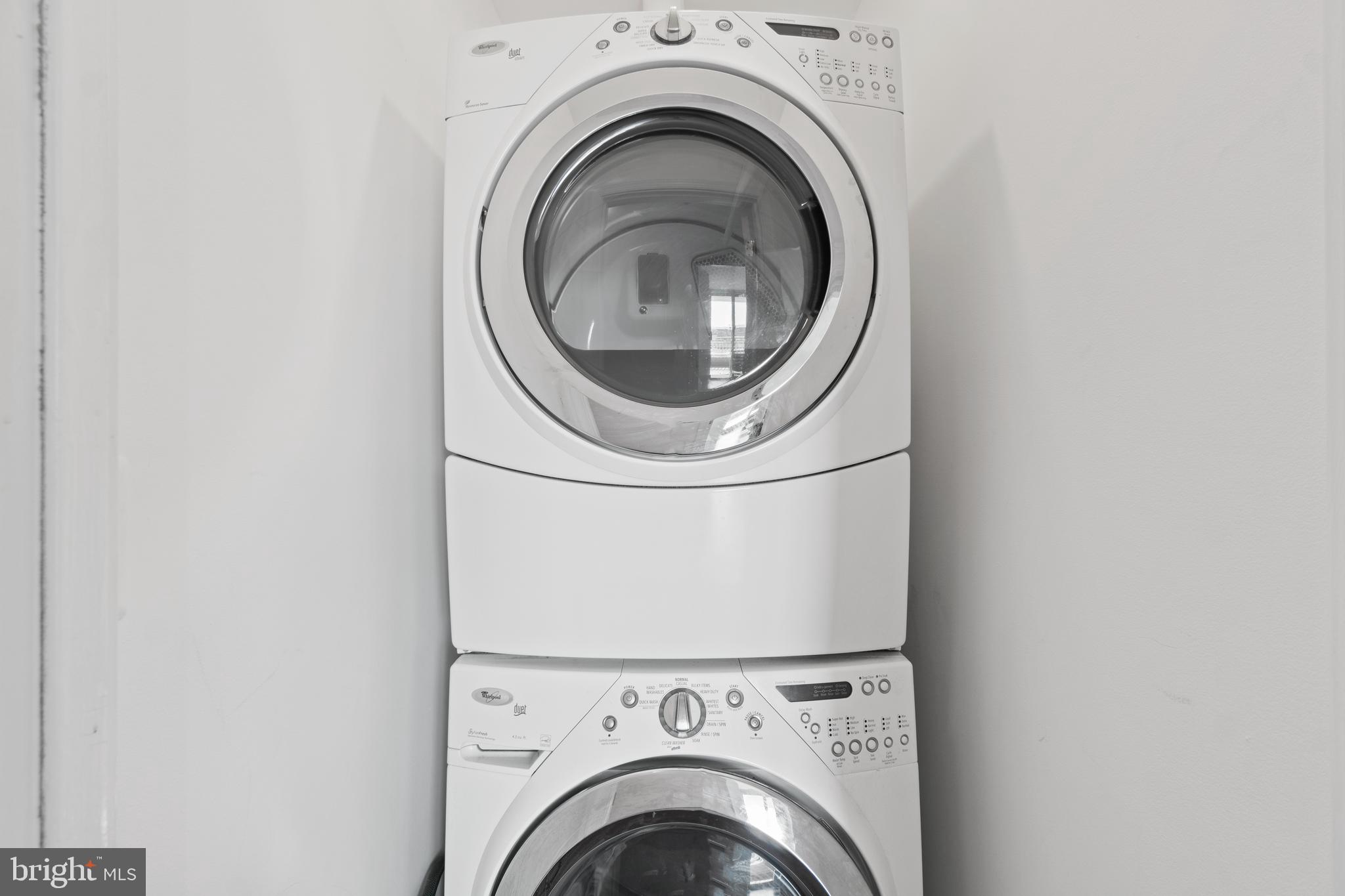 HARBORVIEW - Residential Lease