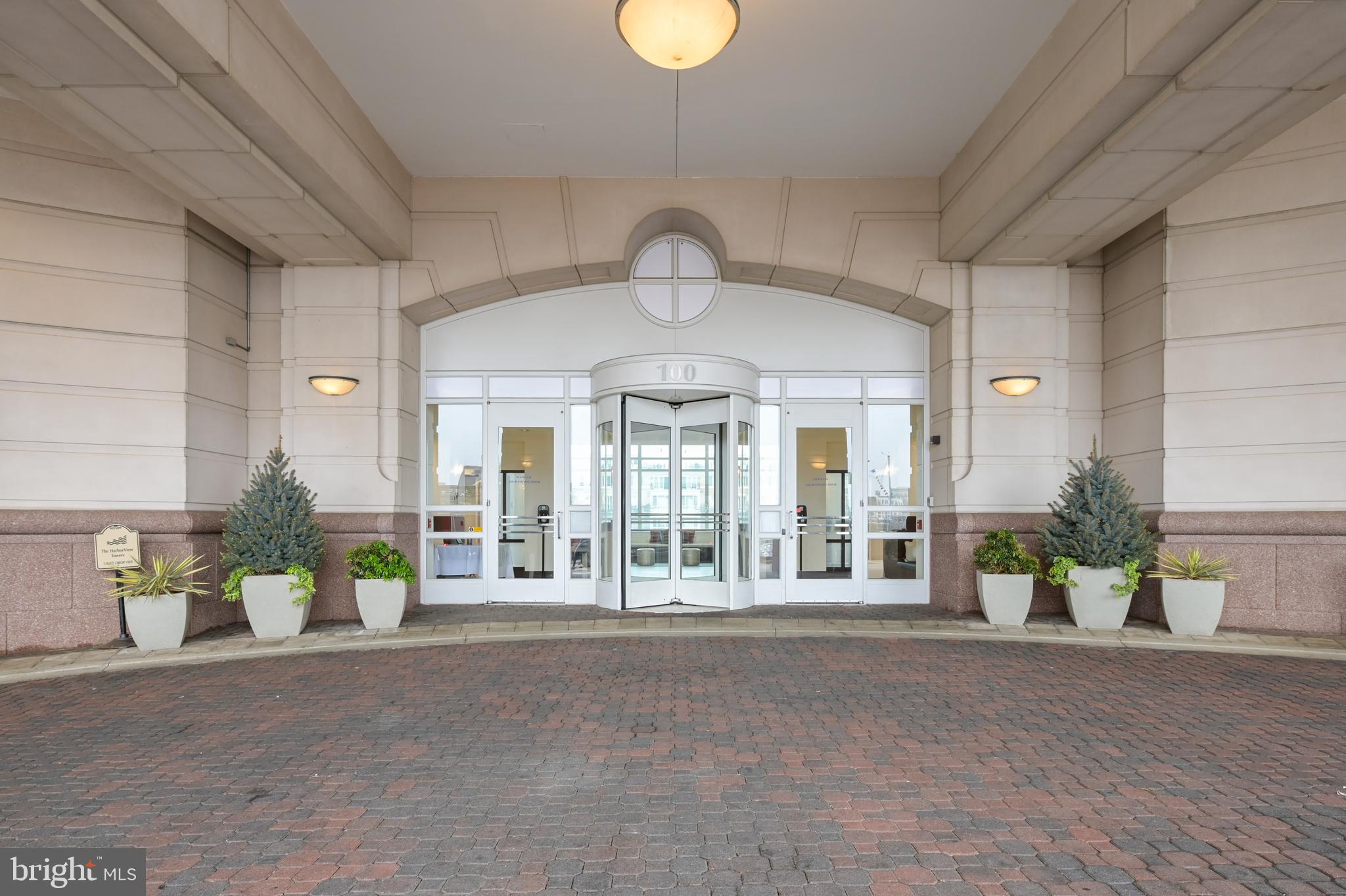 HARBORVIEW - Residential Lease