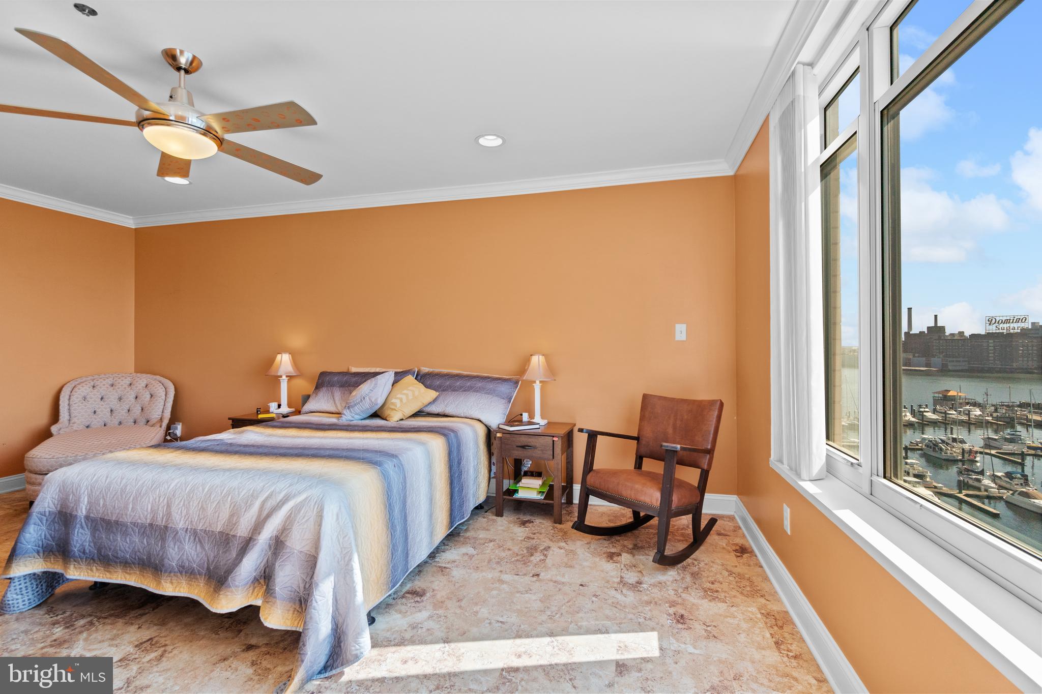 HARBORVIEW - Residential Lease