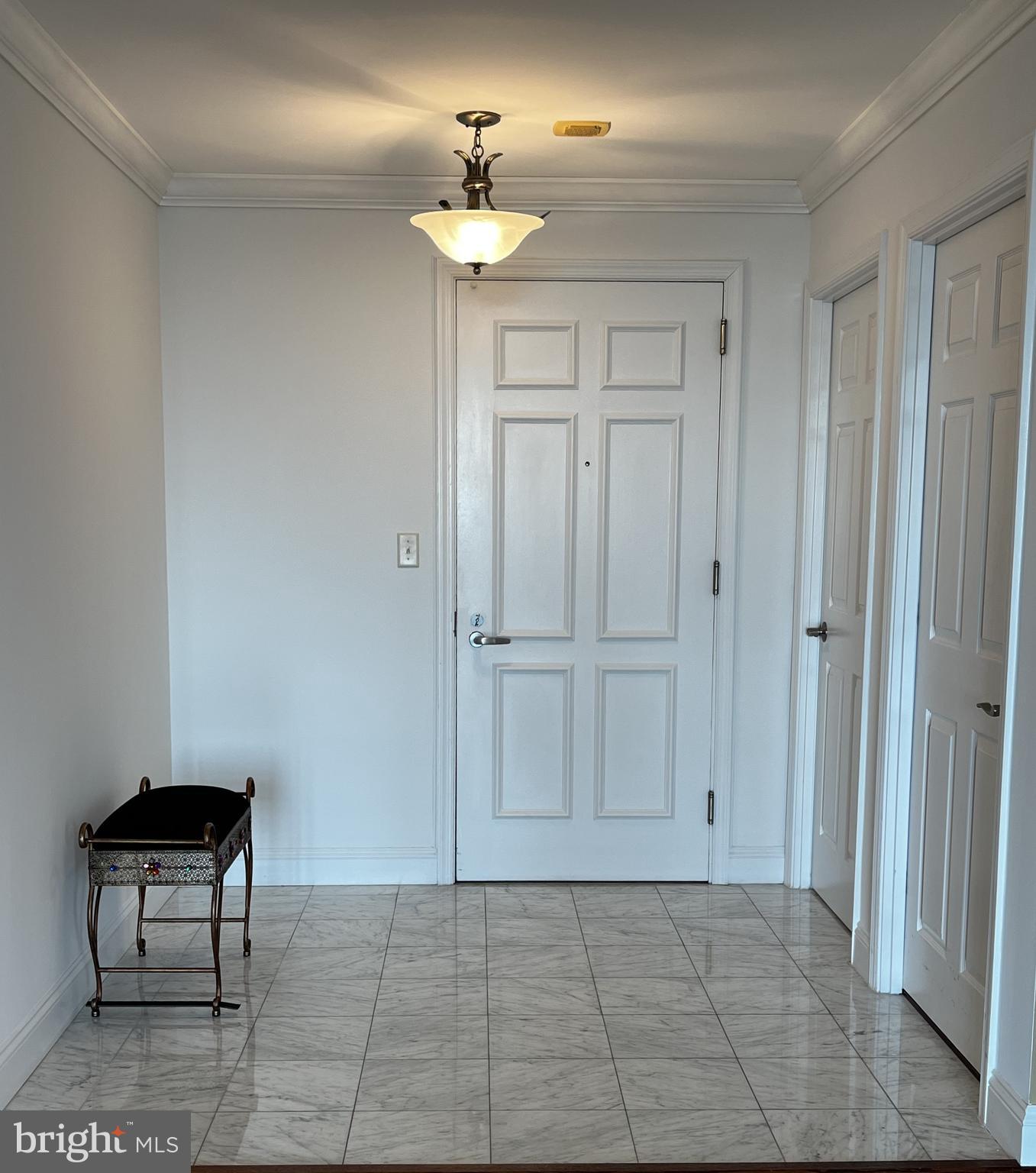 HARBORVIEW - Residential Lease