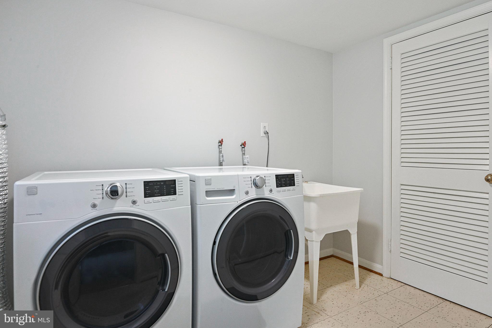 TAMARACK - Residential