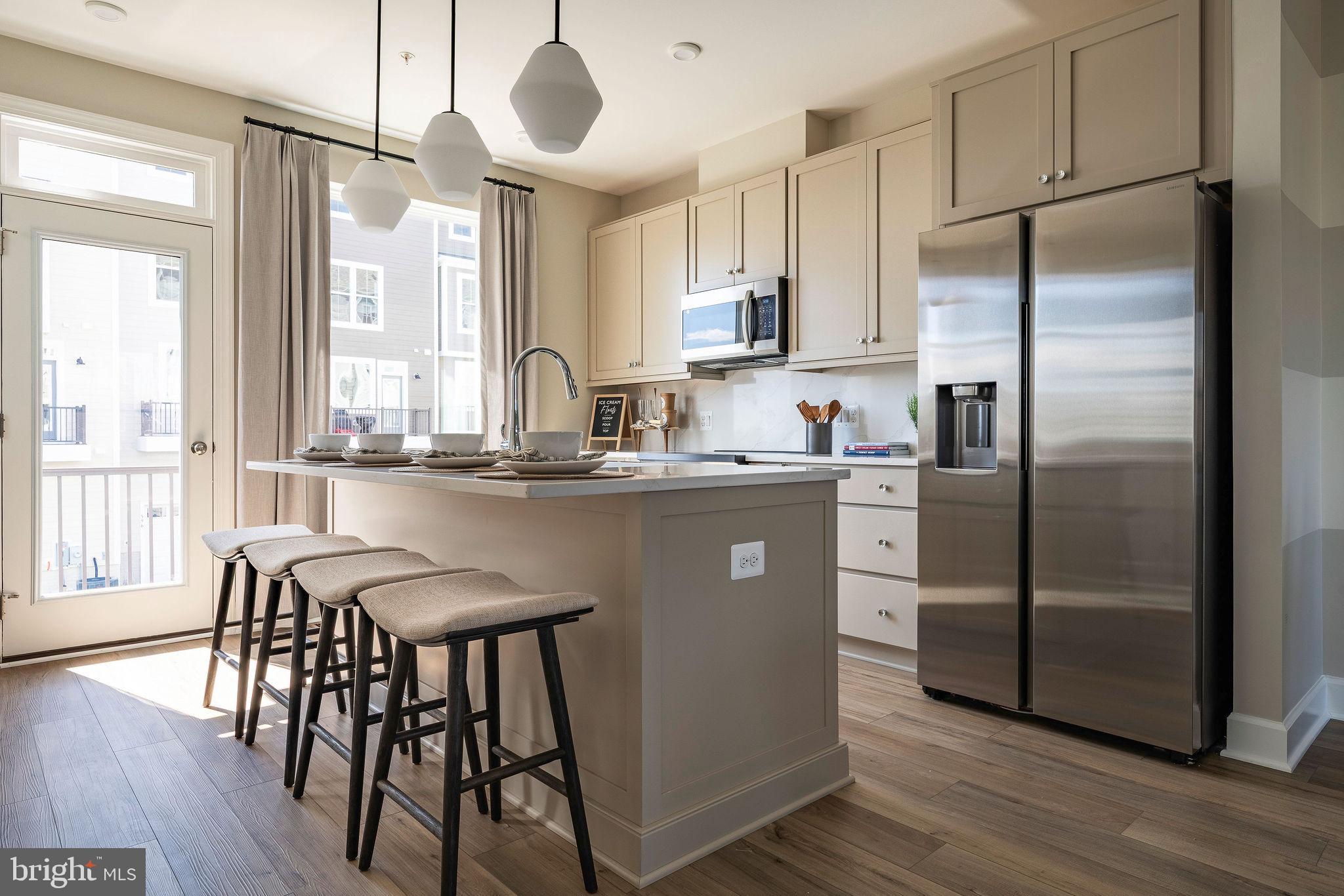 13801 CHRISSWIND AVENUE