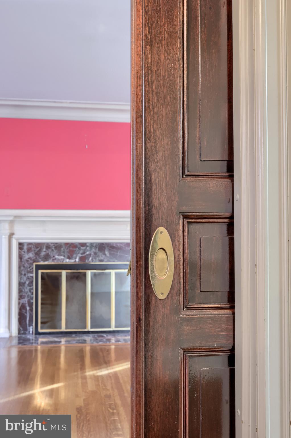 146 E SPRINGETTSBURY AVENUE