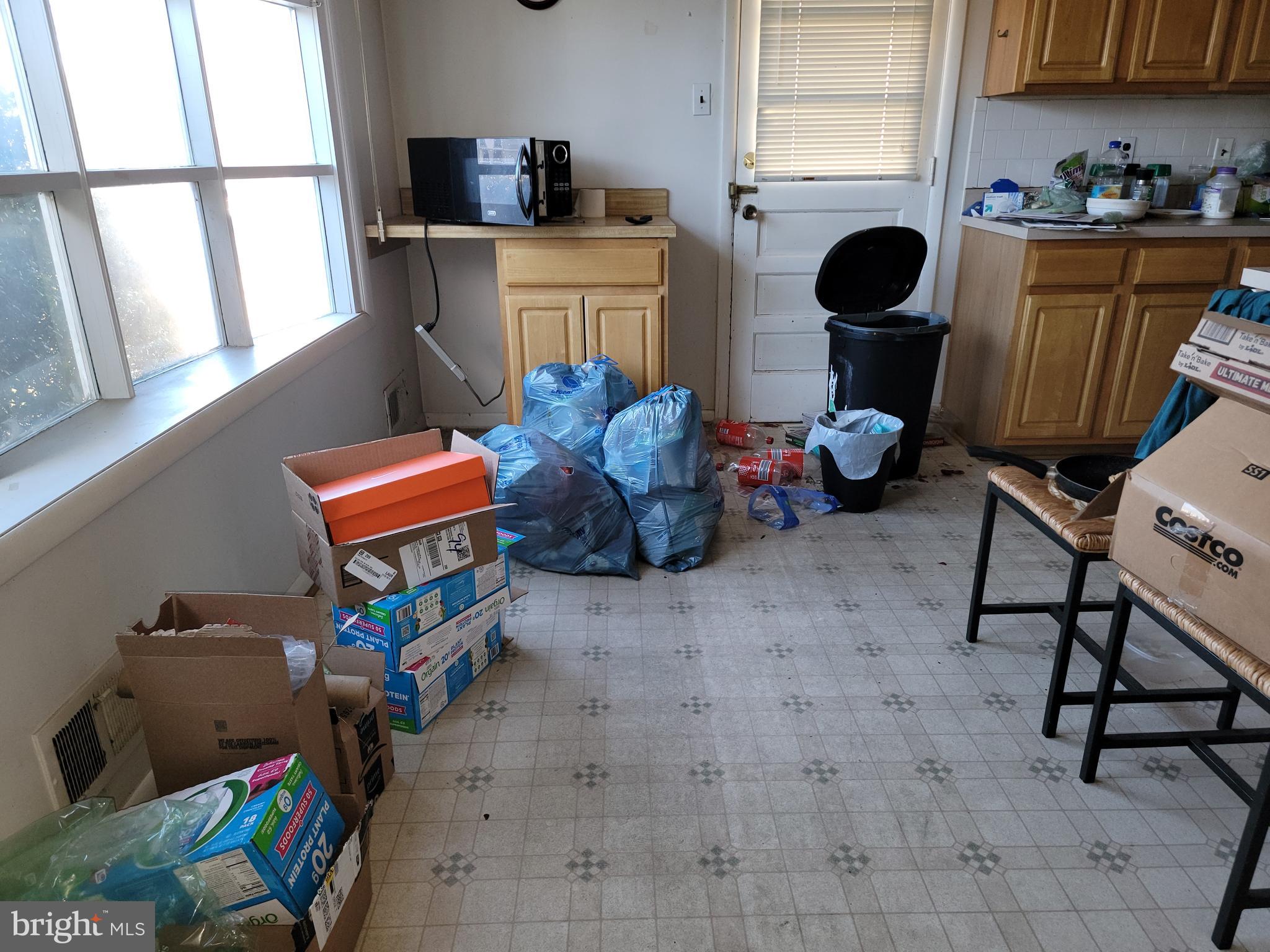 UNIVERSITY VIEW - Residential