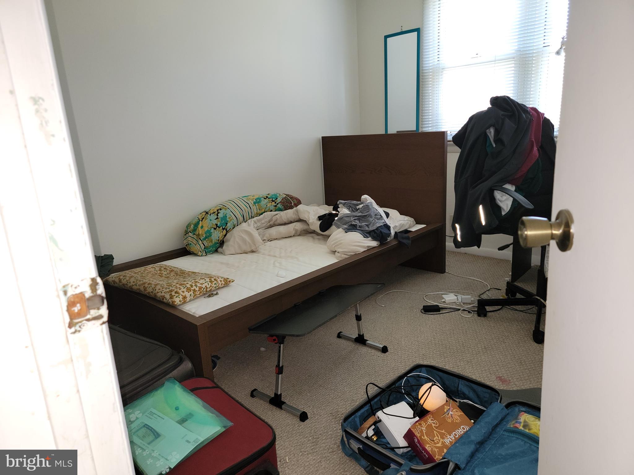 UNIVERSITY VIEW - Residential