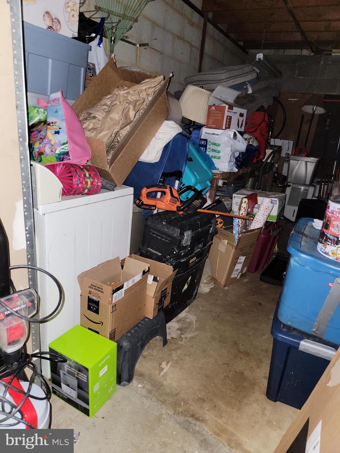 UNIVERSITY VIEW - Residential